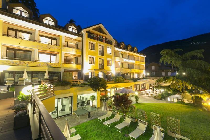 Dominik Alpine City Wellness Hotel - Adults Only 布列瑟农 外观 照片