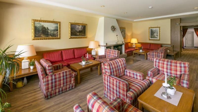 Dominik Alpine City Wellness Hotel - Adults Only 布列瑟农 外观 照片