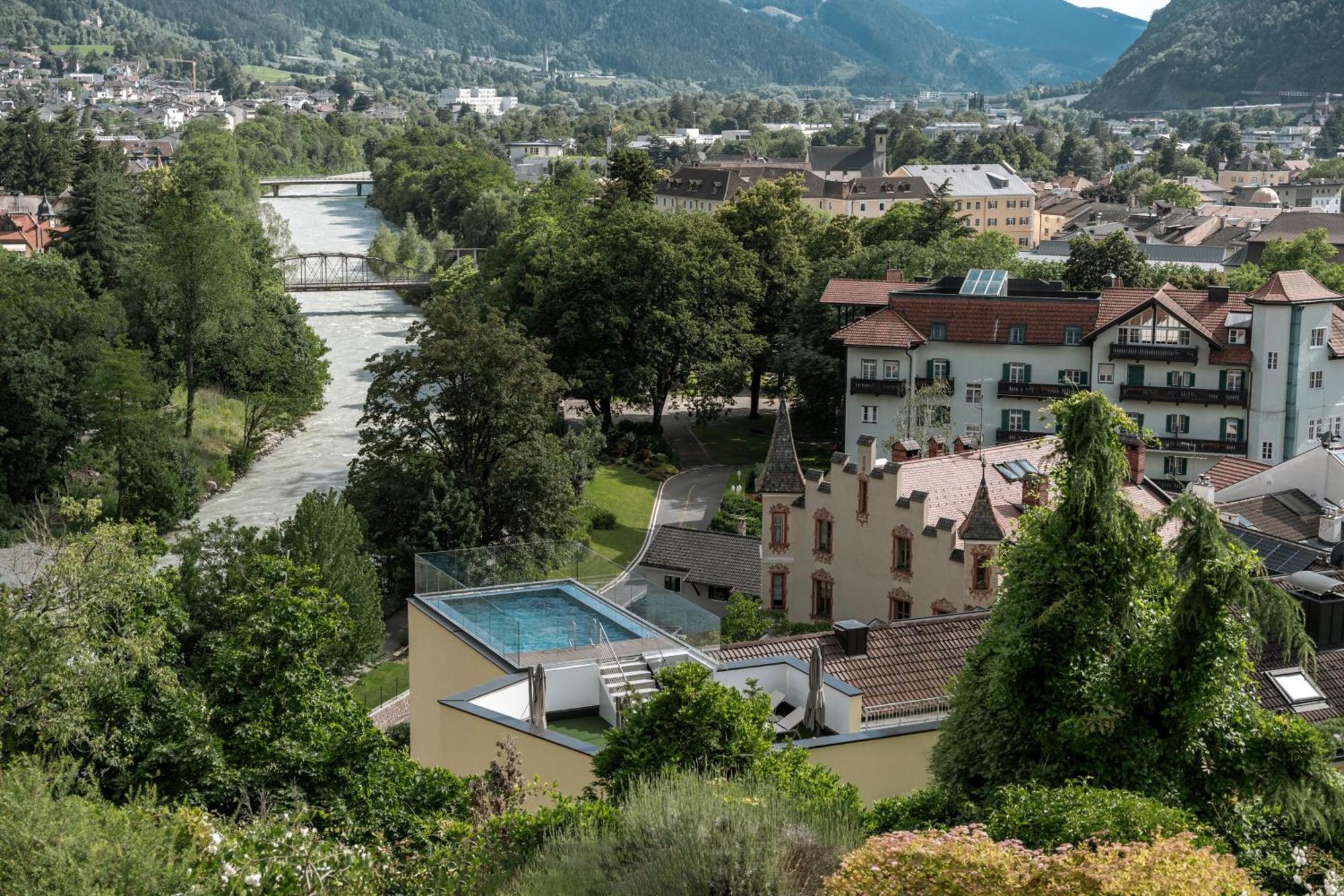 Dominik Alpine City Wellness Hotel - Adults Only 布列瑟农 外观 照片