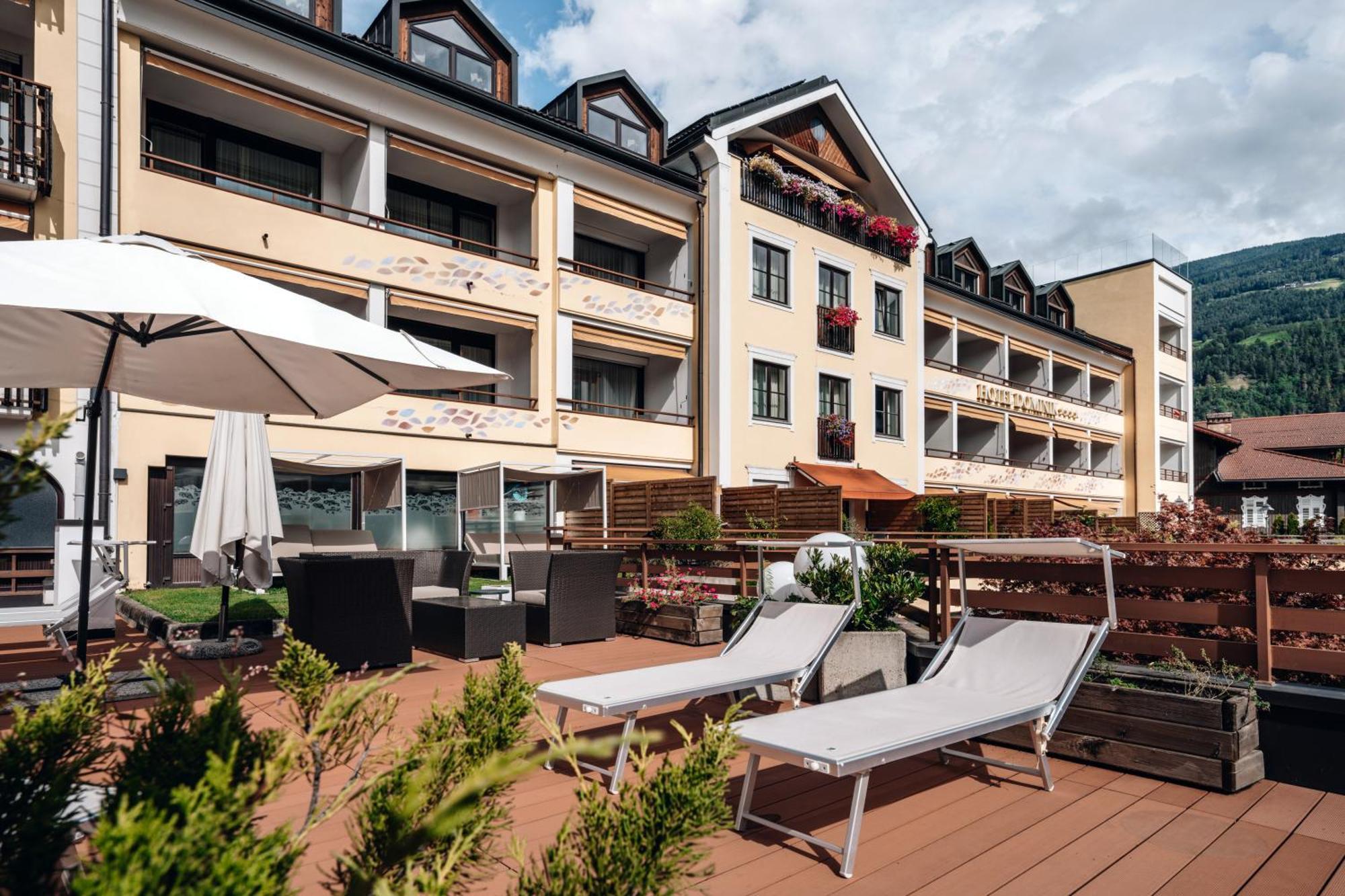 Dominik Alpine City Wellness Hotel - Adults Only 布列瑟农 外观 照片
